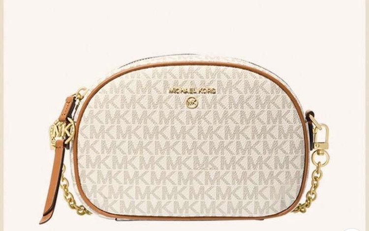 کیف دوشی زنانه از اورجینال برند مایکل کورس michael kors -رنگ ترند امسال-مناسب مهمانی های روزانه و استفاده روزمره
