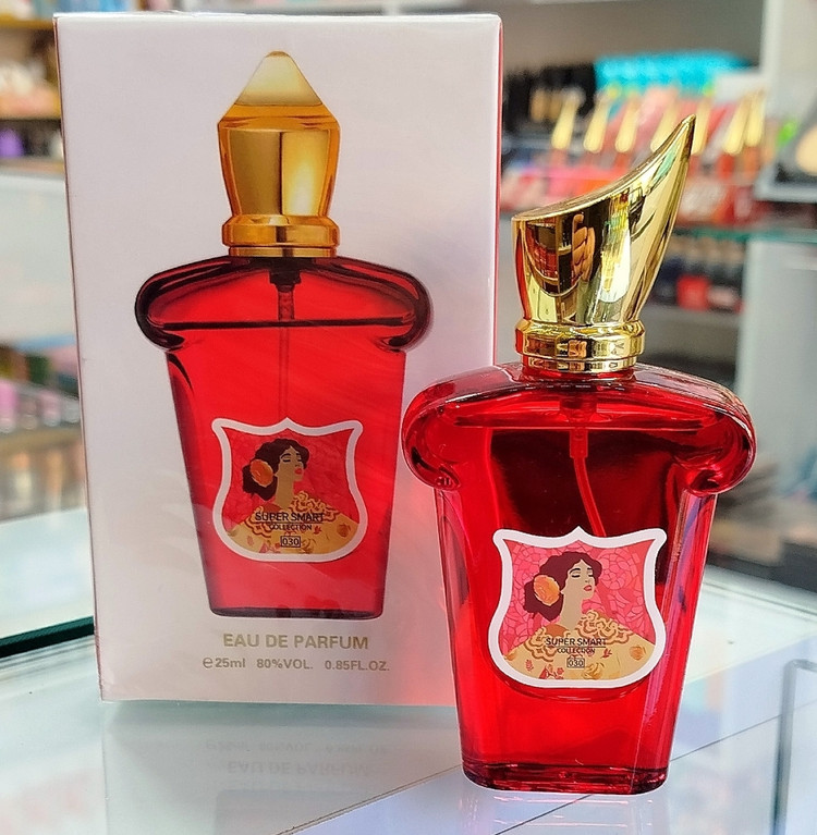 عطر زنانه پرطرفدار کازاموراتی بوکت آیدل وارداتی با راحیه شیک و با طبع شیرین و گرم با ماندگاری بسیار طولانی مدت و با پراکندگی عالی و حجم ۲۵ میل