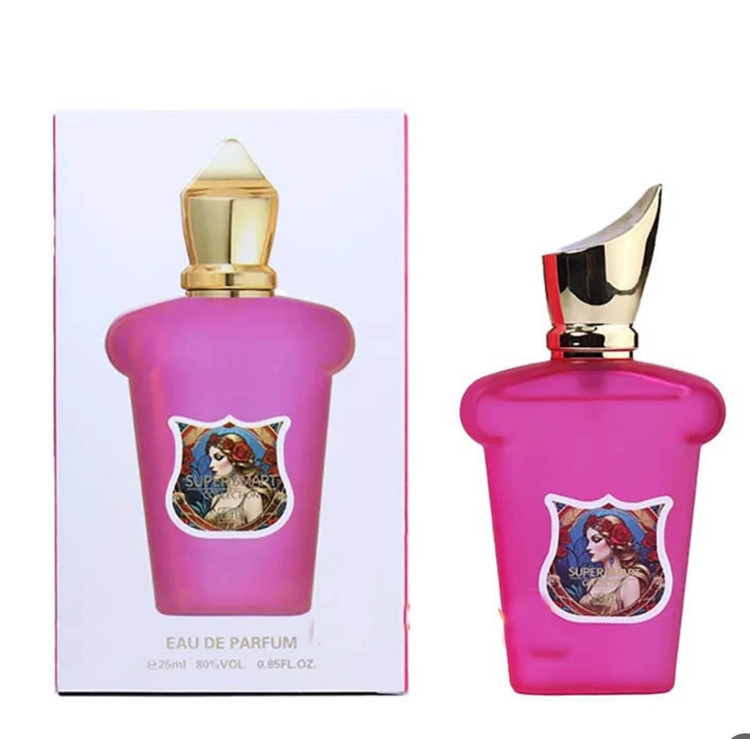 عطر پرطرفدار کازاموراتی گرن پلو وارداتی با راحیه شیک و گل پیچ و یاسمن و کارامل و گل یاس با طبع شیرین و با ماندگاری بسیار طولانی مدت و با پراکندگی عالی و حجم ۲۵ میل