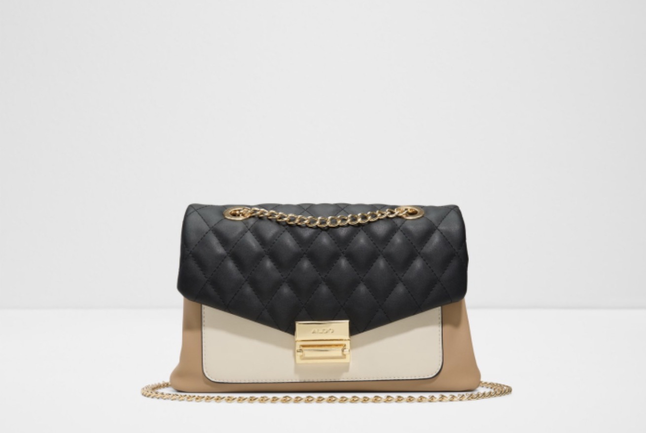 پرطرفدار ترین کیف رودوشی زنانه از اورجینال برند Aldo -رنگ خاص و شیک که با هر استایلی ست میشود-در ابعاد۲۹*۱۹*۹ cm