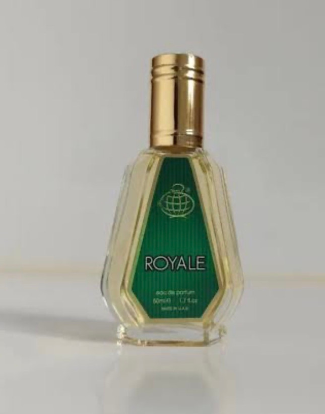 عطر ادکلن اورجینال وارداتی اماراتی ۵۰ میل کازاموراتی لیرا فراگرنس ورد رویال با ماندگاری بالا و پراکندگی بوی بینظیر کد f10