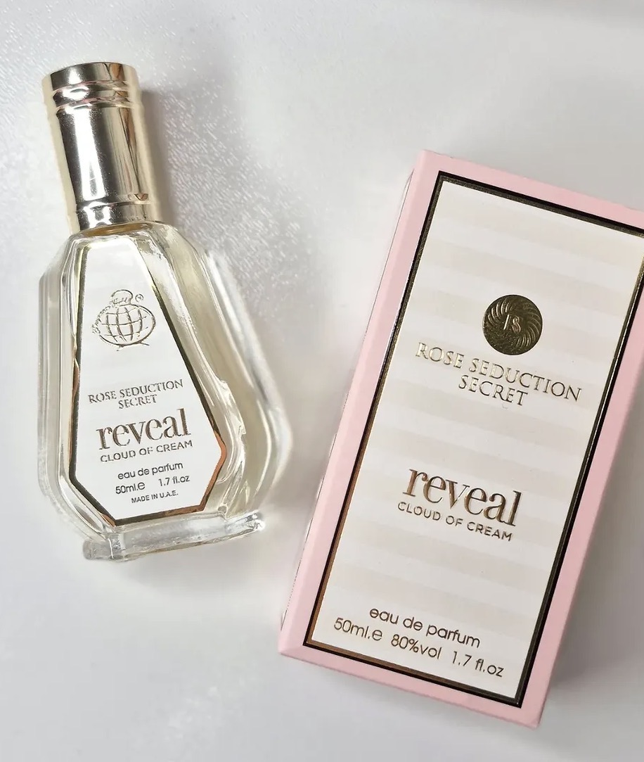 عطر شیک وارداتی  اورجینال بامشل فراگرنس ورد رز سداکشن سیکرت تیس  آف کرم کلود با راحیه شیک شرقی و وانیلی و پودری و شیرین اما لطیف و ملایم  با ماندگاری بسیار طولانی مدت  و  با پراکندگی عالی و حجم ۵۰ میل و کد f11