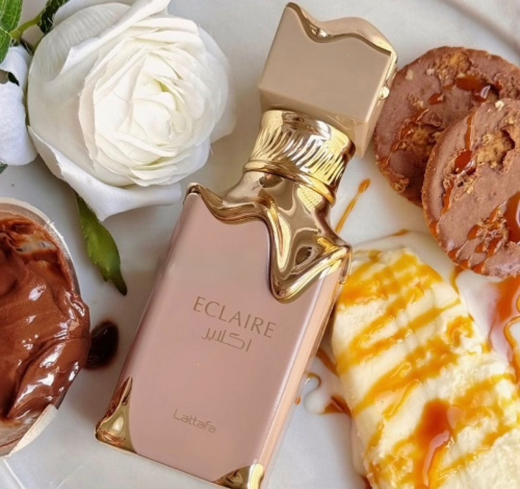 عطر ادکلن 100 میل زنانه اورجینال وارداتی اکلایر برند لطافه با بوی شیک و طبع گرم و شیرین گروه بویایی گلی – گورماند مناسب تمامی فصول و کد f16